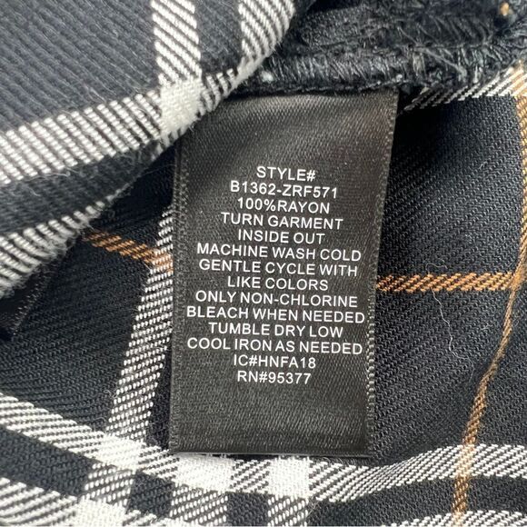 New Sanctuary Men Black Plaid Shirt Casual Classic Long Sleeve Button Down US M - Picture 8 of 13